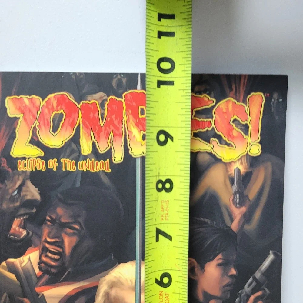Zombies! Eclipse of the Undead El Torres Yair Herrera 2007 Paperback Book Comic